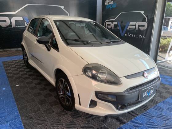 FIAT PUNTO 1.8 BLACKMOTION 16V FLEX 4P AUTOMATIZADO